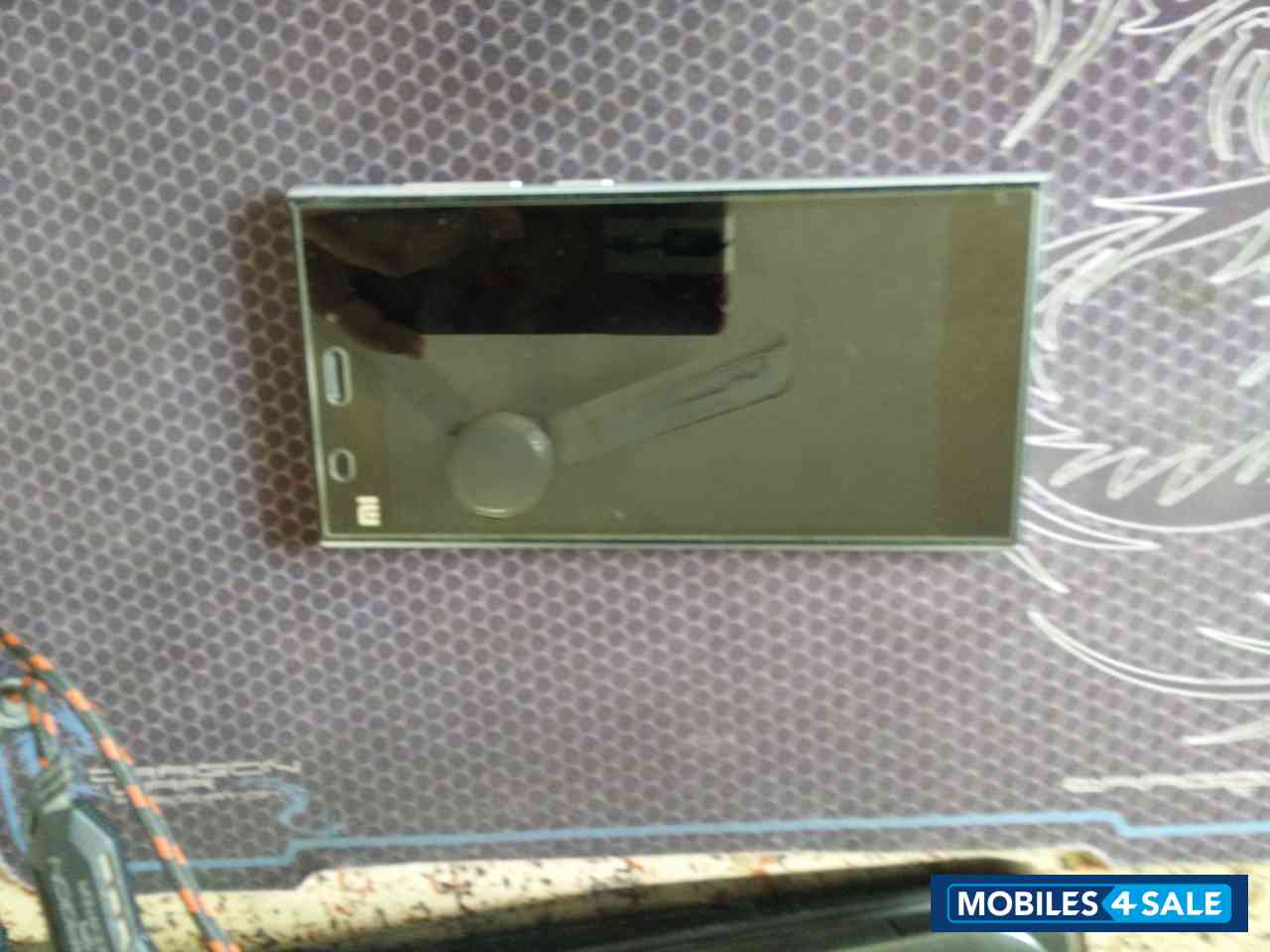 Silver Xiaomi MI-3