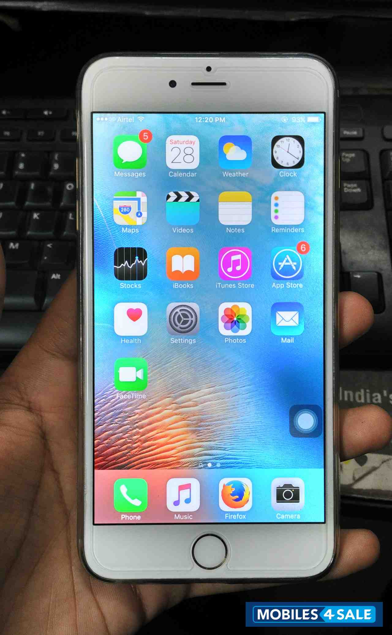 Gold Apple iPhone 6 Plus