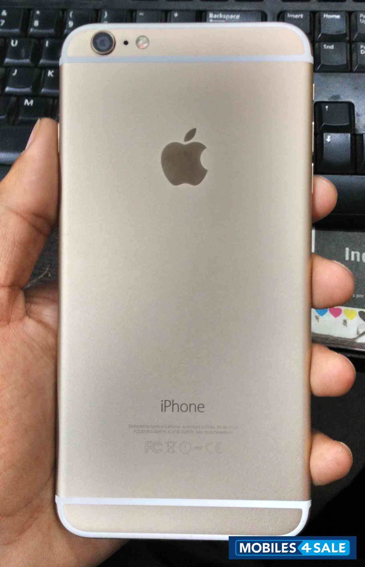 Gold Apple iPhone 6 Plus