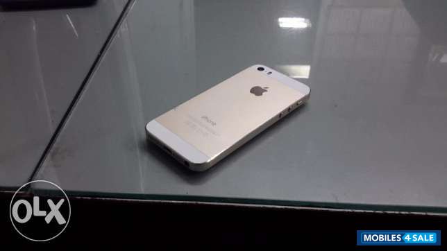 Gold. Apple iPhone 5S