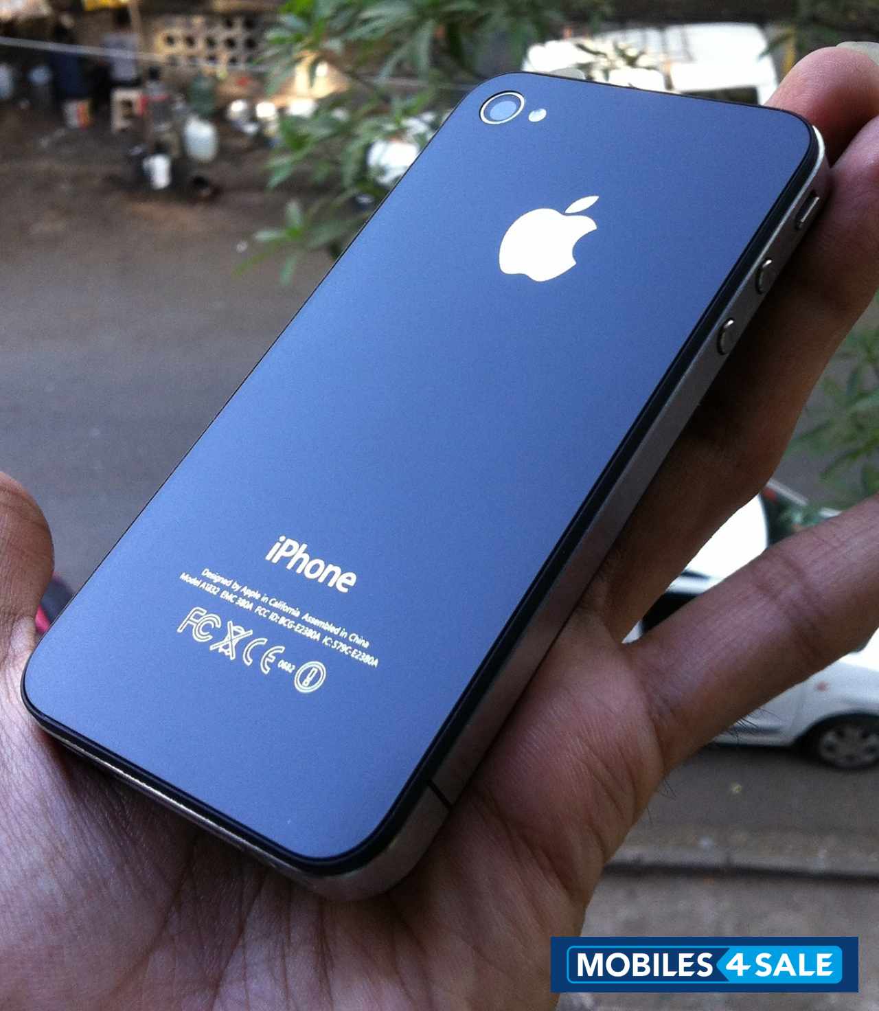 Black Apple iPhone 4