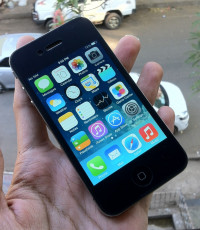 Black Apple iPhone 4