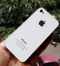 White Apple iPhone 4