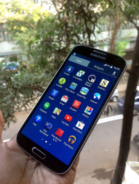 Deep Black Samsung Galaxy S4