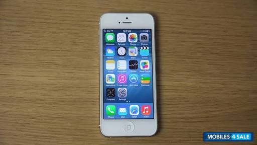 Silver Apple iPhone 5