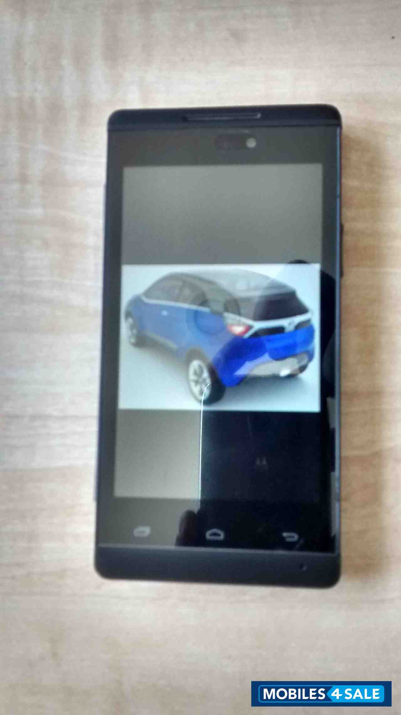Black Xolo Q500s IPS