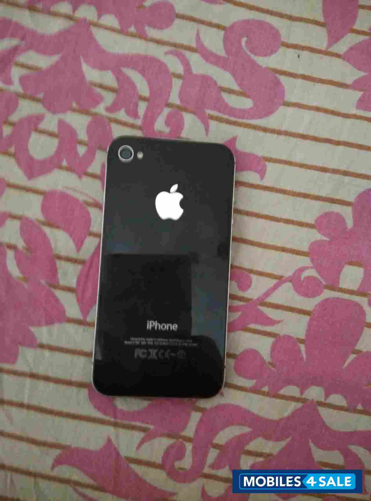 Black Apple iPhone 4S