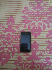 Black Apple iPhone 4S