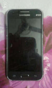 Black Samsung Galaxy J1