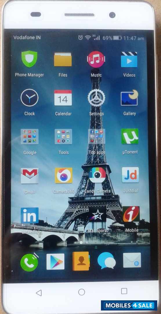 White Huawei Honor 4C