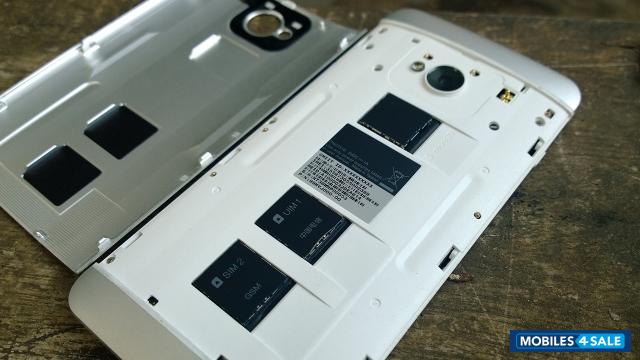 HTC One Dual SIM HTC One Dual SIM