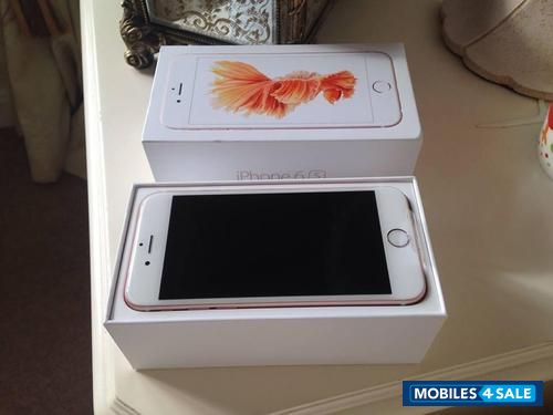 White Apple iPhone 6S Plus