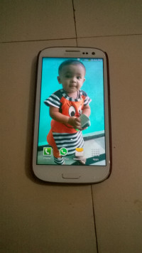 White Samsung Galaxy S3
