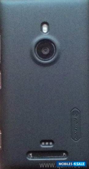 Black Nokia Lumia 925