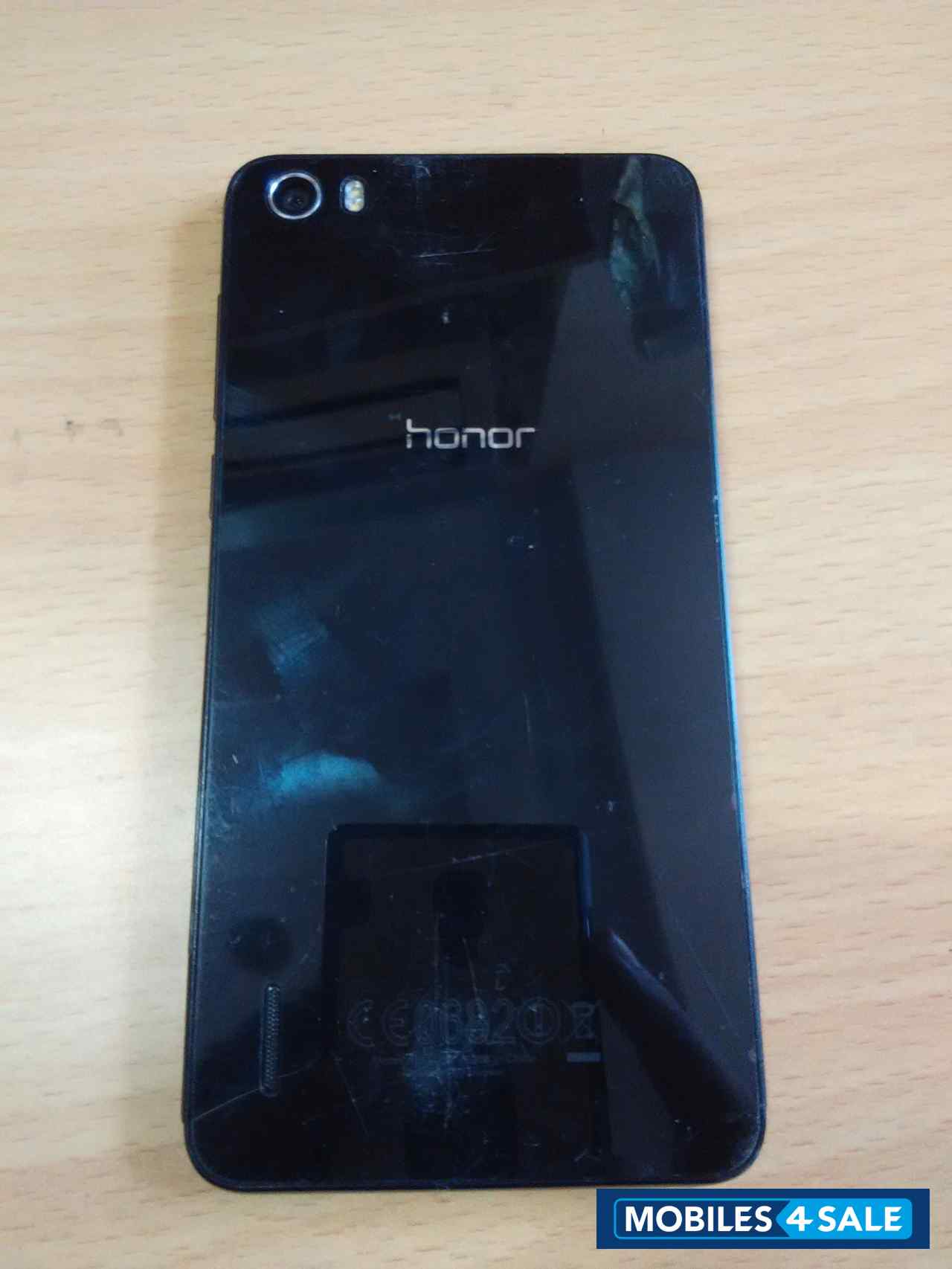Black Huawei Honor 6