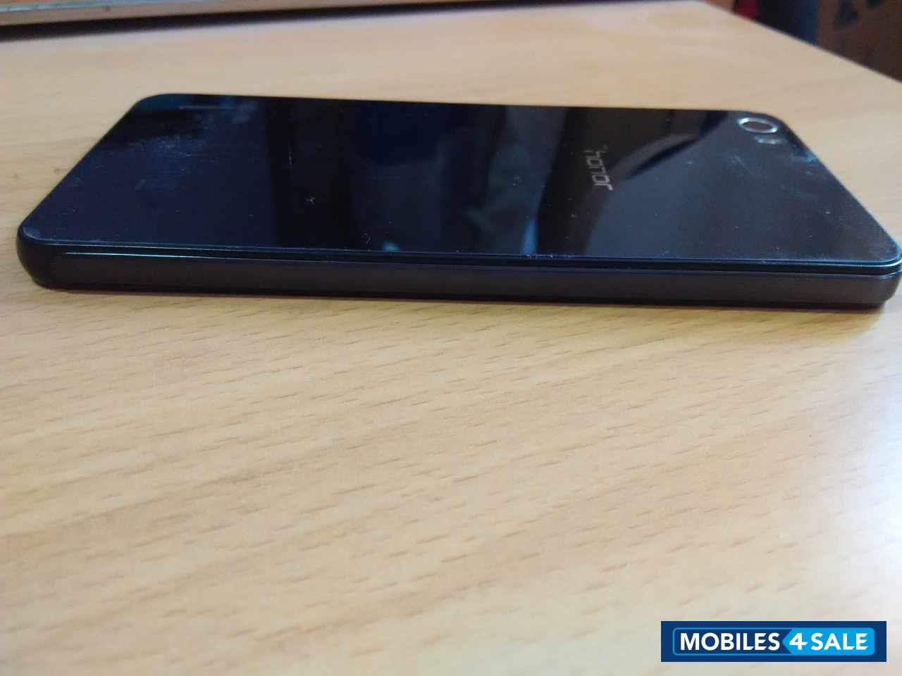 Black Huawei Honor 6