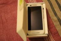 White Motorola MOTO E