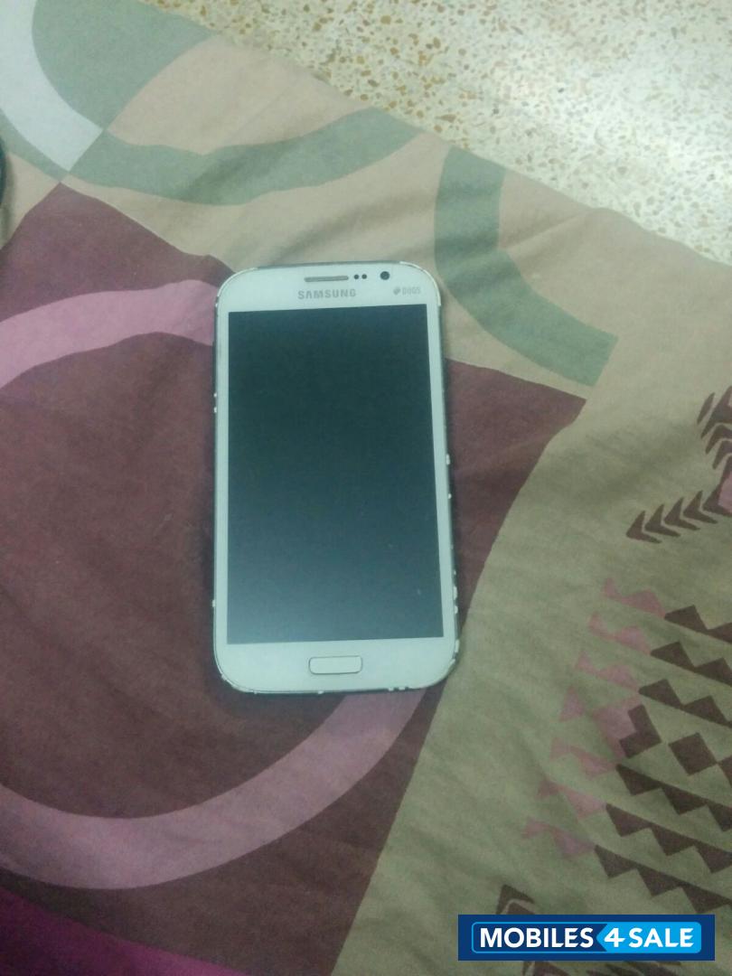 White Samsung Galaxy Grand GT-I9082 White Samsung Galaxy Grand GT-I9082