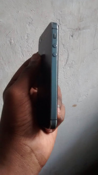 Space Grey Apple iPhone 5