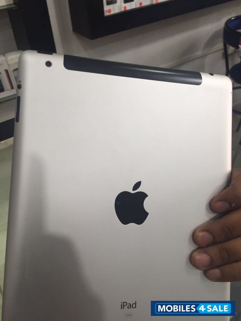 Silver Apple iPad2