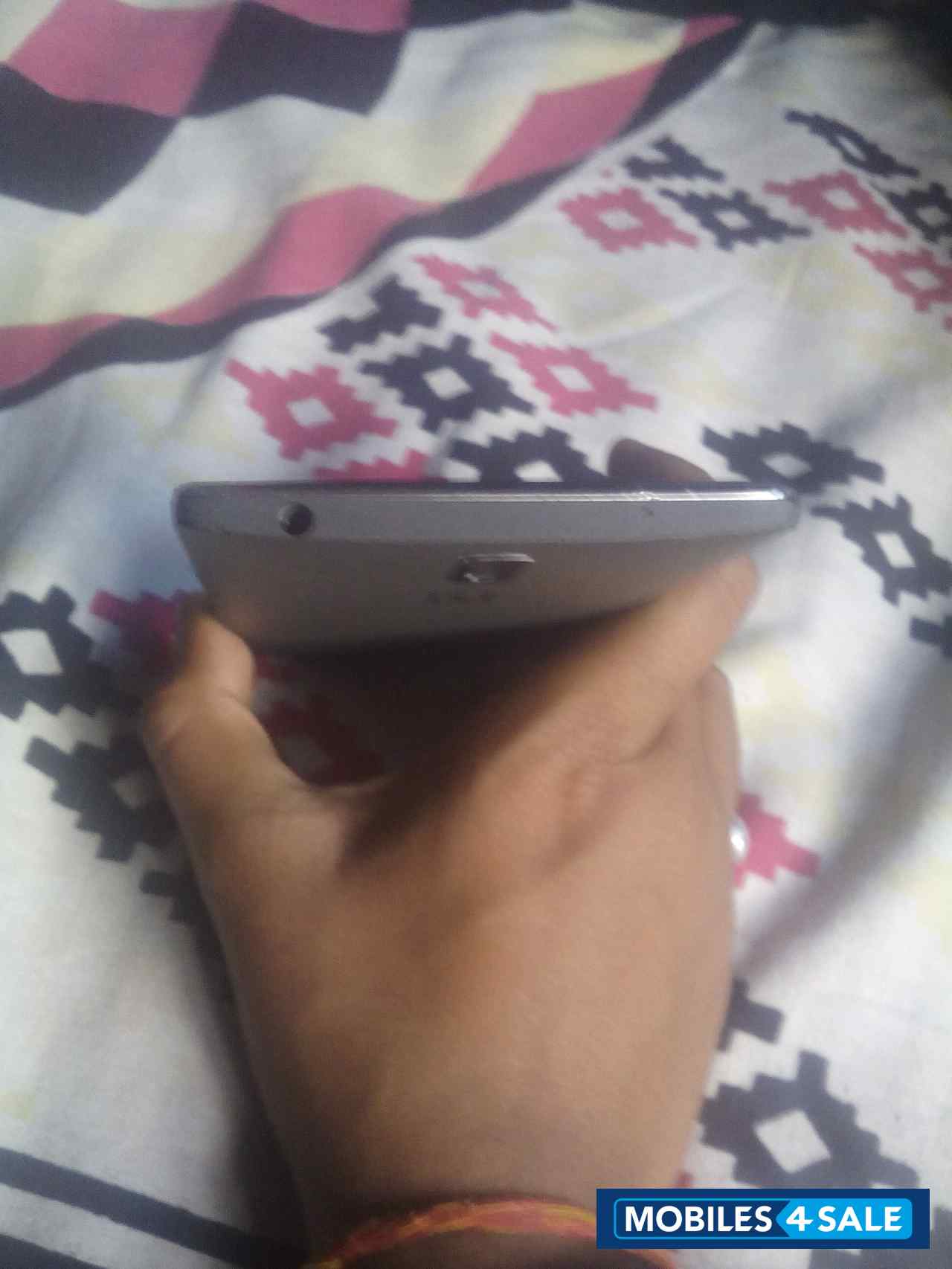 Sandstone Black OnePlus One Sandstone Black OnePlus One