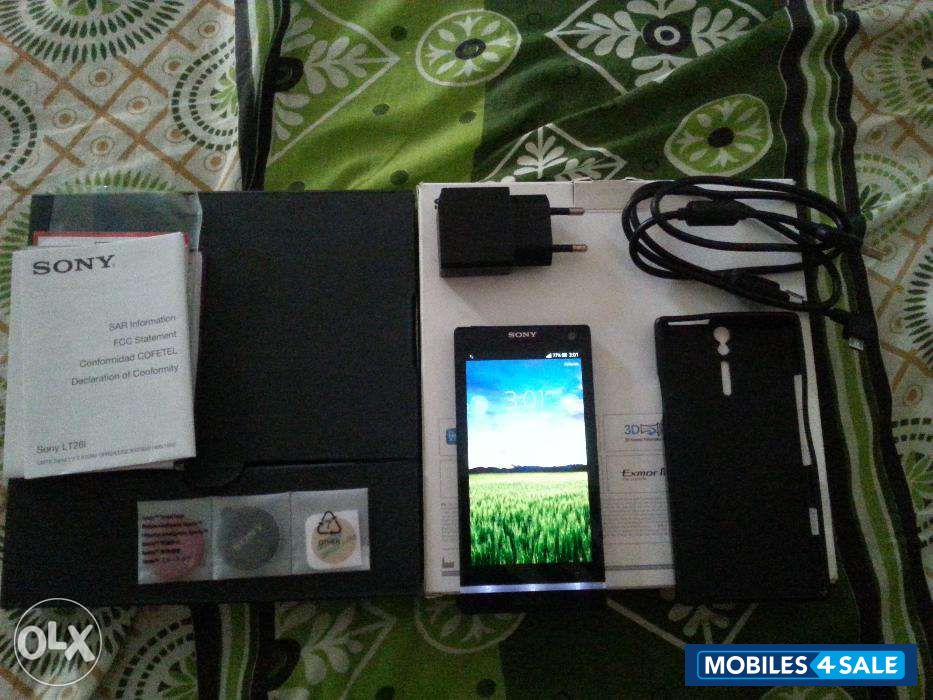 Black Sony Xperia SL