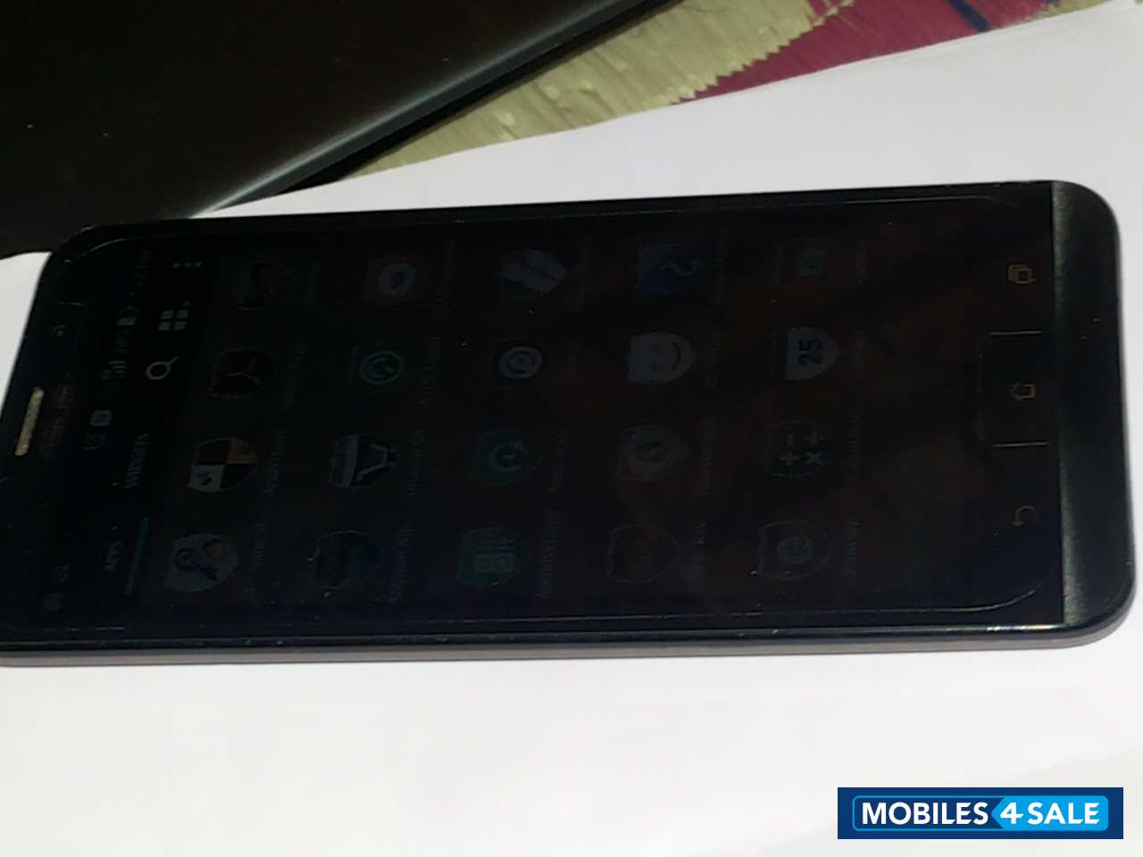 Black Asus Zenfone 2 ZE551ML