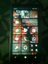 Black Nokia  lumia 930