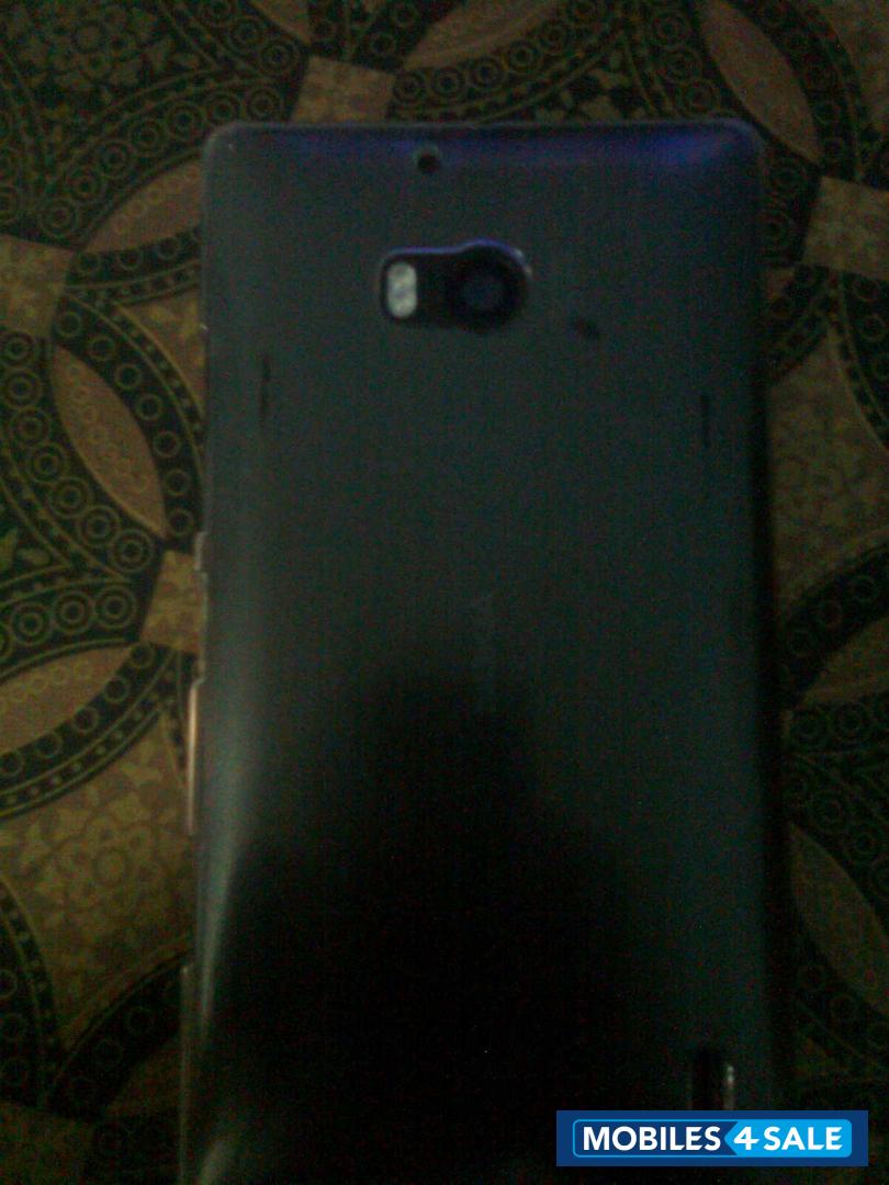 Black Nokia  lumia 930