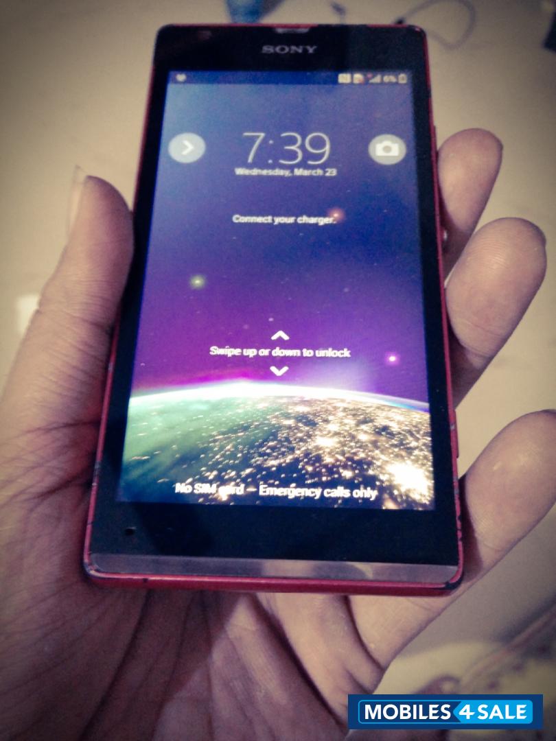 Red Sony Xperia SP
