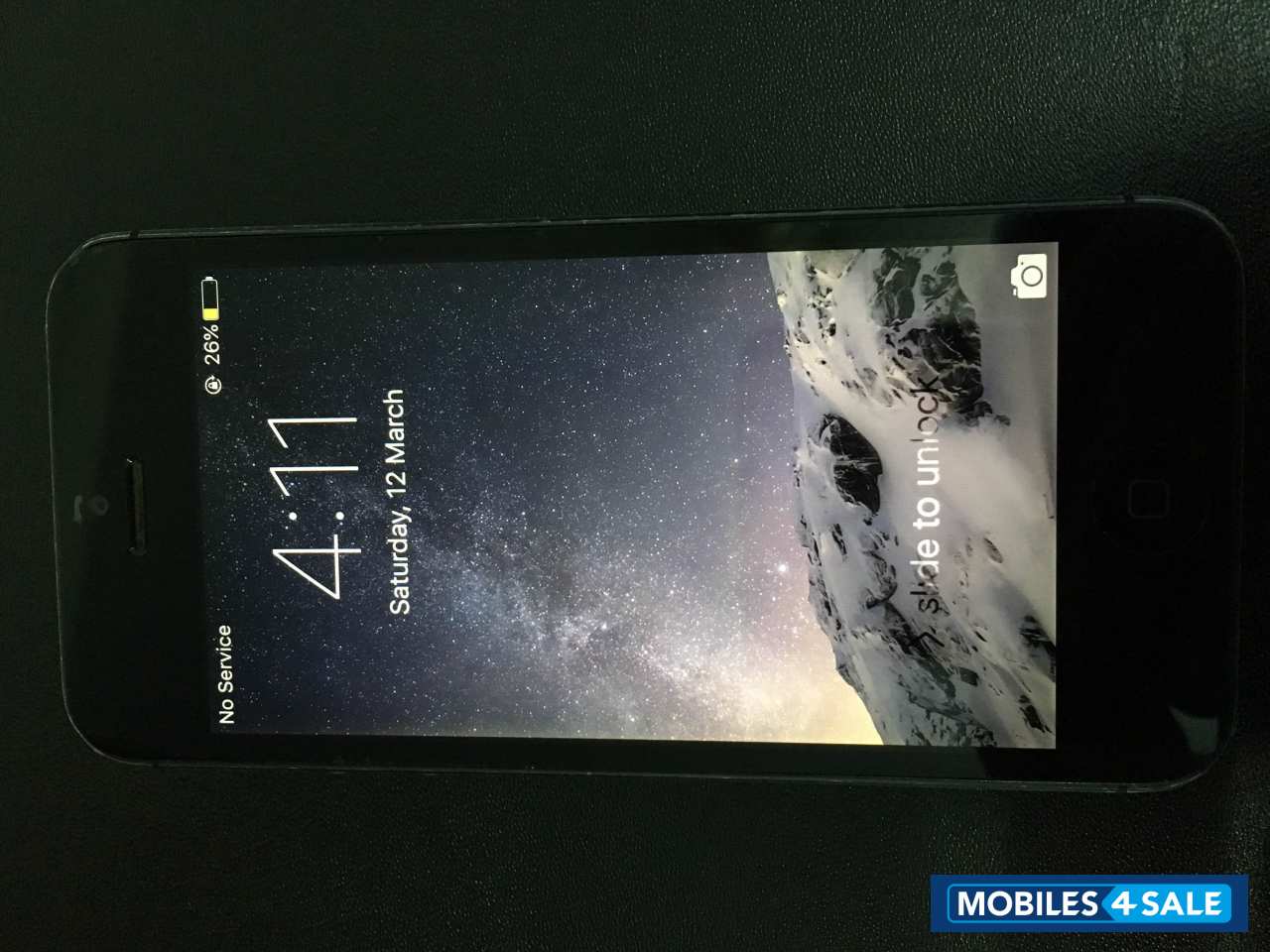 Black Apple iPhone 5