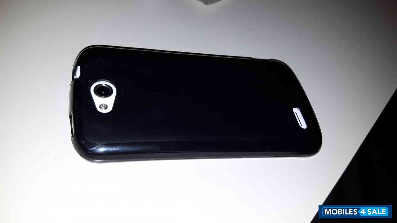 White ZTE N-series N919D