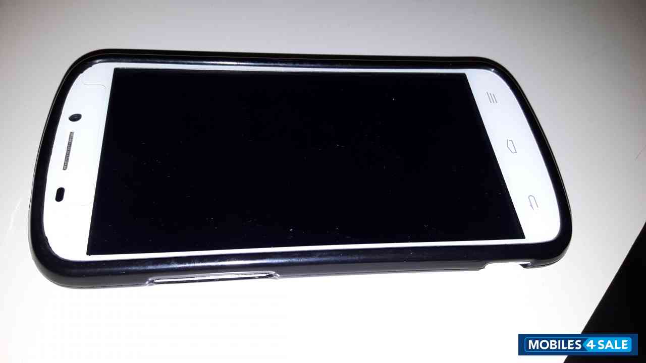 White ZTE N-series N919D