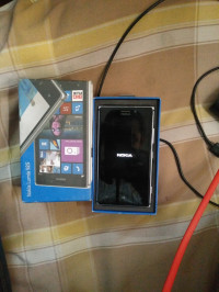 Grey Nokia Lumia 925