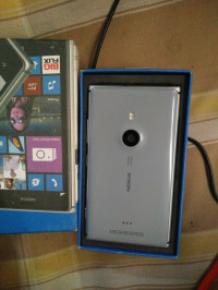 Grey Nokia Lumia 925