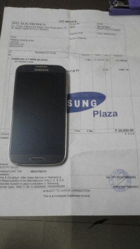 Black Samsung Galaxy S4