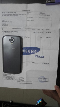 Black Samsung Galaxy S4