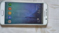 White Samsung Galaxy S6