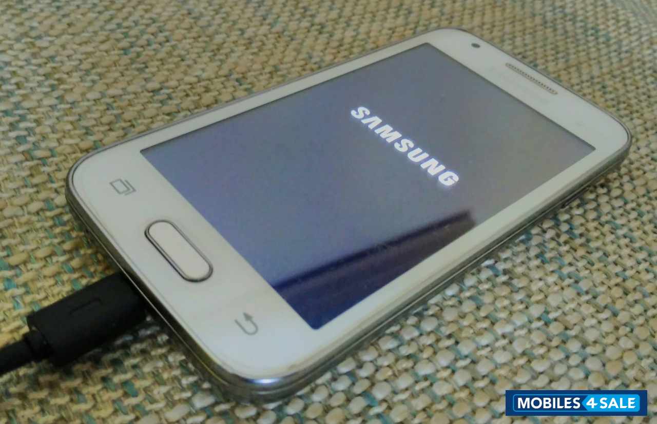 White Samsung Galaxy S Duos 3