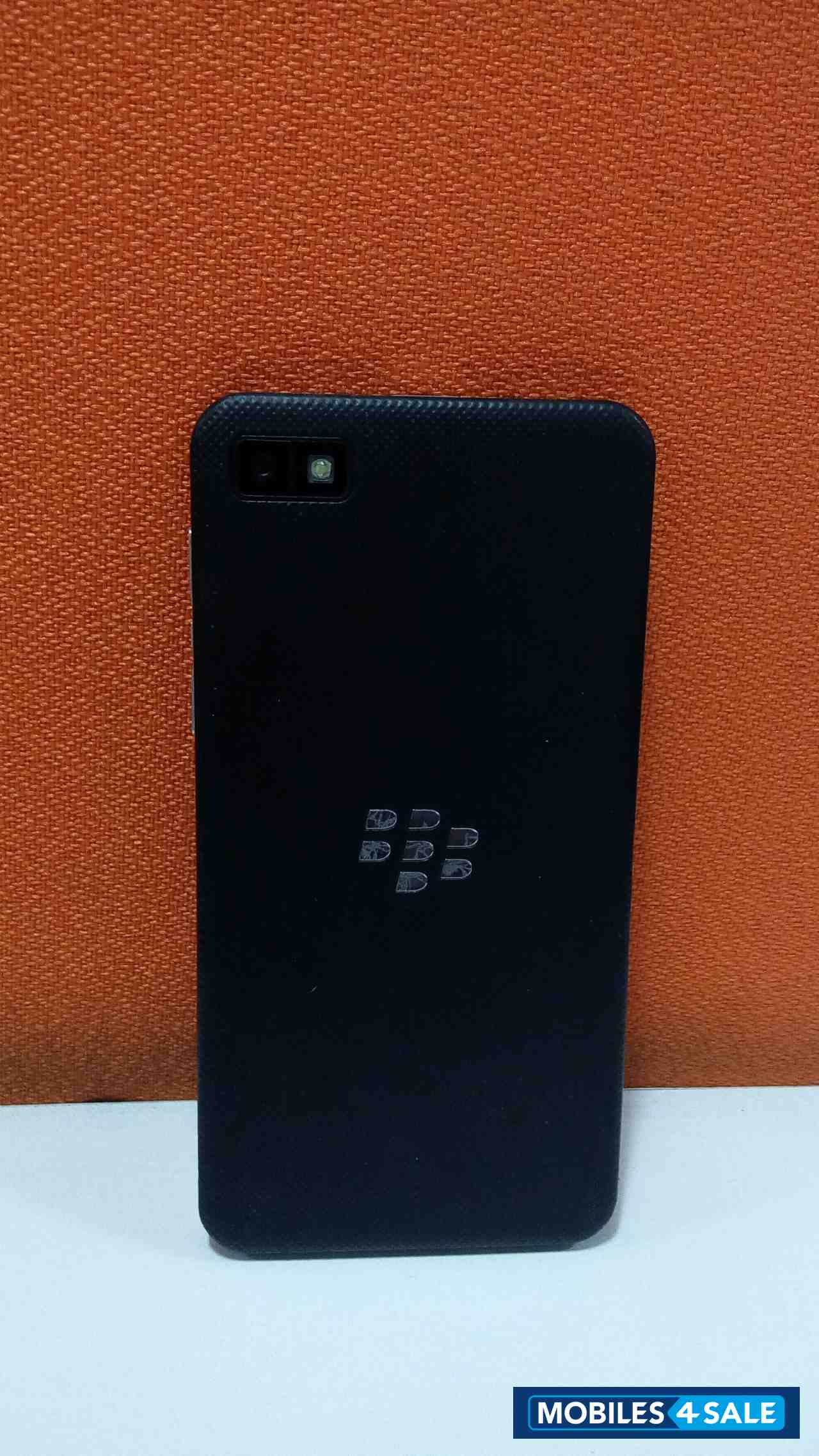 Black BlackBerry Z10