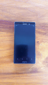 Black Sony Xperia ion