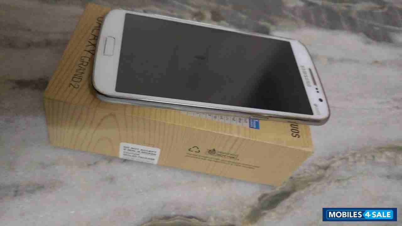 White Samsung Galaxy Grand 2