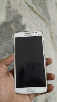 White Samsung Galaxy Grand 2