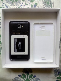White Micromax Canvas Nitro A311