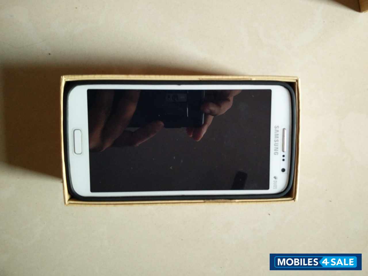 White Samsung Galaxy Grand 2