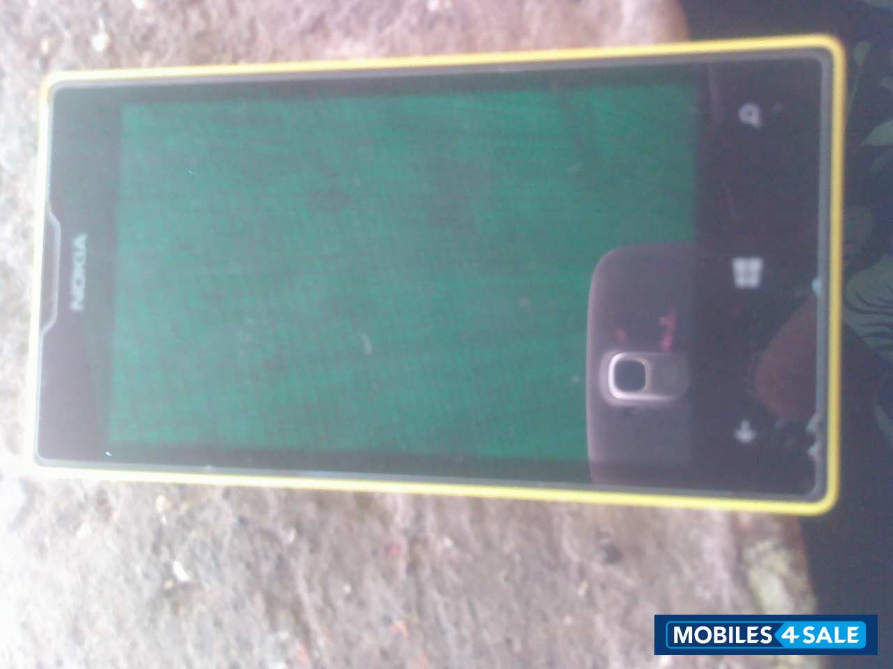 White & Yellow Nokia Lumia 525