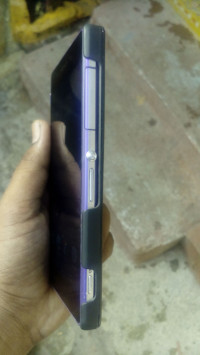 Black Sony Xperia Z2