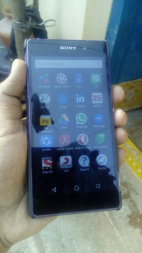 Black Sony Xperia Z2