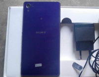 Black Sony Xperia Z2