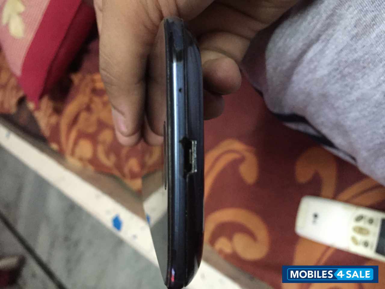 Blue Samsung Galaxy S3